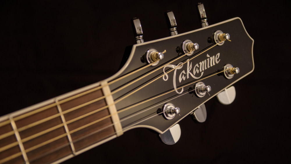 Takamine: от скромной мастерской до самых знаменитых сцен мира